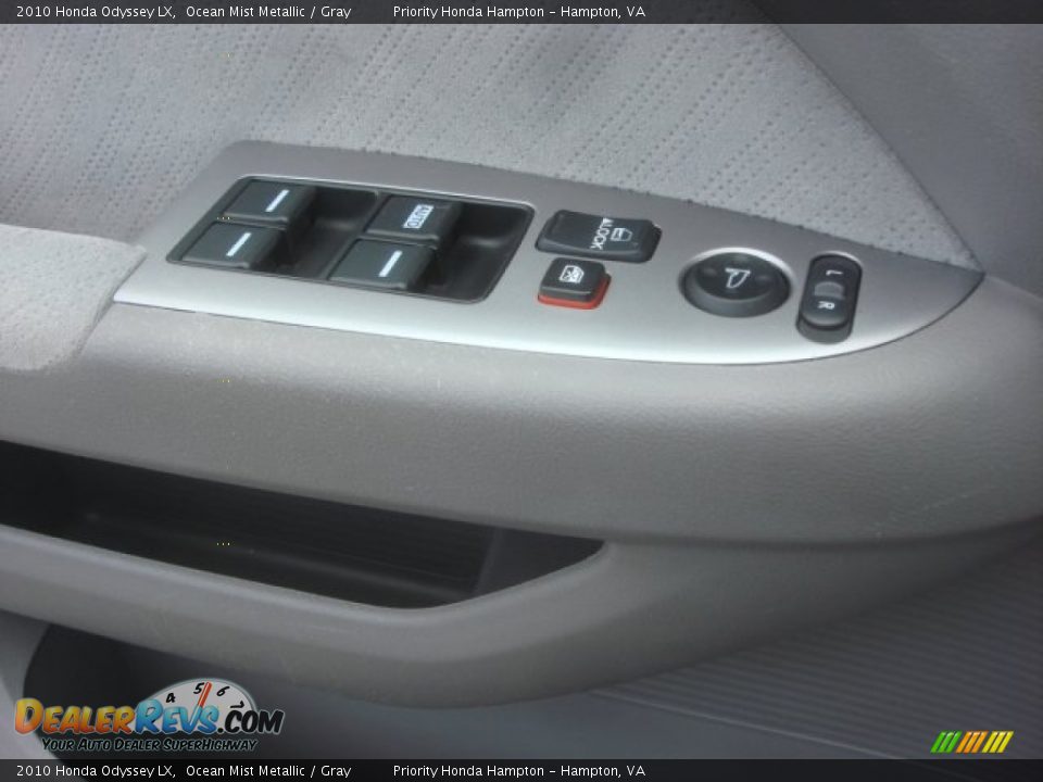 2010 Honda Odyssey LX Ocean Mist Metallic / Gray Photo #18
