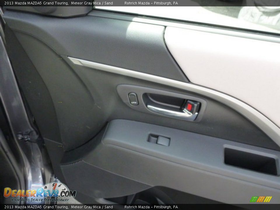 2013 Mazda MAZDA5 Grand Touring Meteor Gray Mica / Sand Photo #8