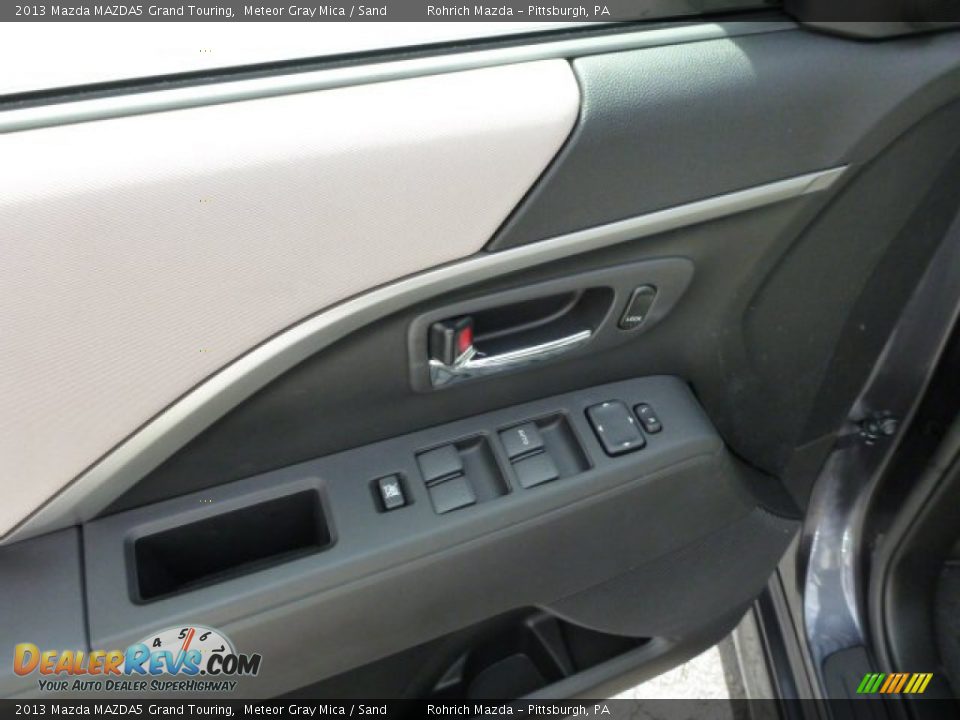 2013 Mazda MAZDA5 Grand Touring Meteor Gray Mica / Sand Photo #16