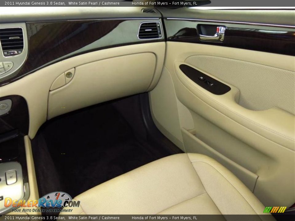 2011 Hyundai Genesis 3.8 Sedan White Satin Pearl / Cashmere Photo #14