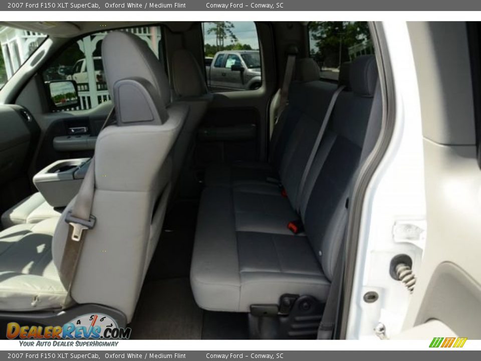 2007 Ford F150 XLT SuperCab Oxford White / Medium Flint Photo #12