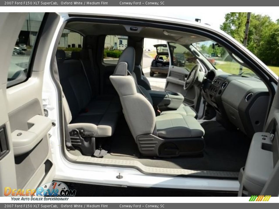 2007 Ford F150 XLT SuperCab Oxford White / Medium Flint Photo #14