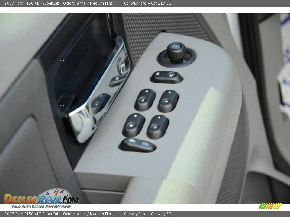 2007 Ford F150 XLT SuperCab Oxford White / Medium Flint Photo #18