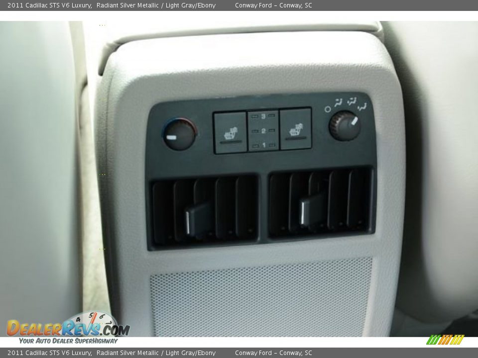 2011 Cadillac STS V6 Luxury Radiant Silver Metallic / Light Gray/Ebony Photo #17