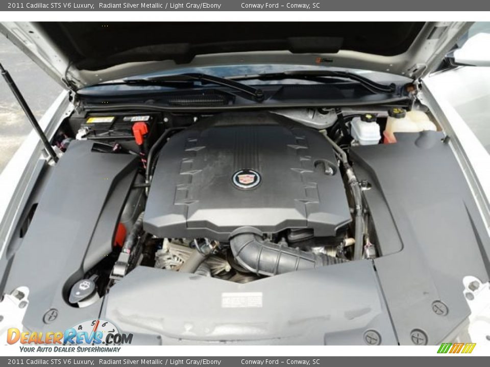 2011 Cadillac STS V6 Luxury Radiant Silver Metallic / Light Gray/Ebony Photo #22