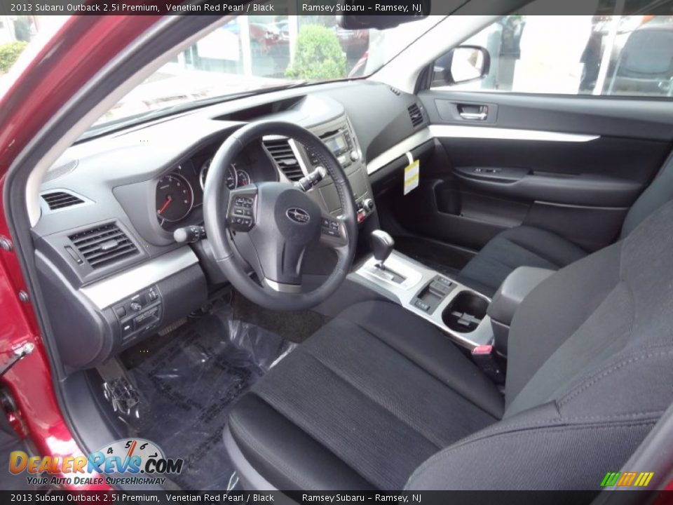 2013 Subaru Outback 2.5i Premium Venetian Red Pearl / Black Photo #15