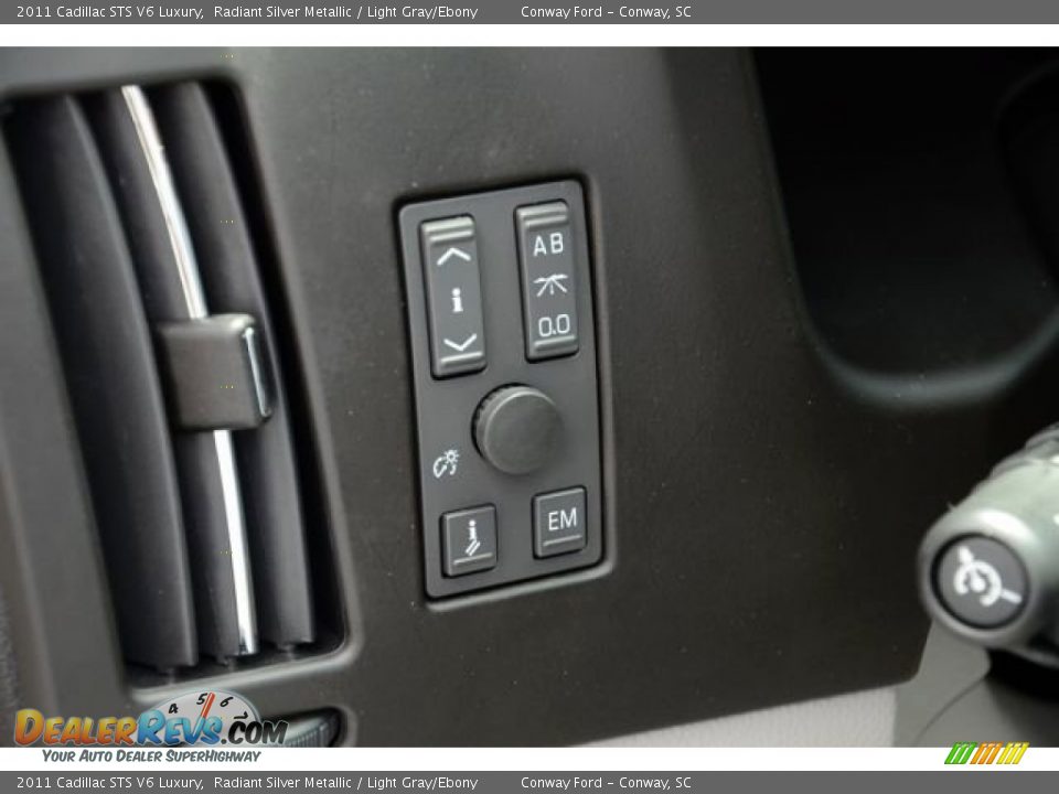 2011 Cadillac STS V6 Luxury Radiant Silver Metallic / Light Gray/Ebony Photo #26