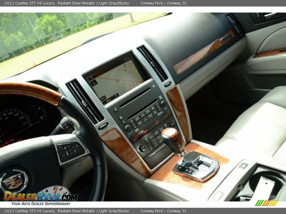 2011 Cadillac STS V6 Luxury Radiant Silver Metallic / Light Gray/Ebony Photo #29