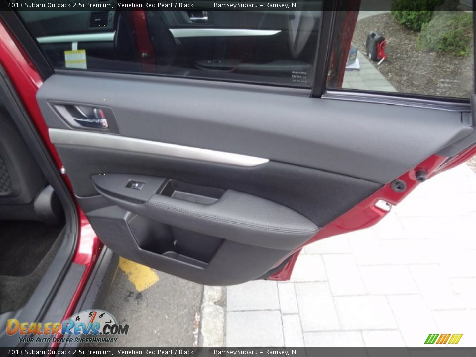 2013 Subaru Outback 2.5i Premium Venetian Red Pearl / Black Photo #27