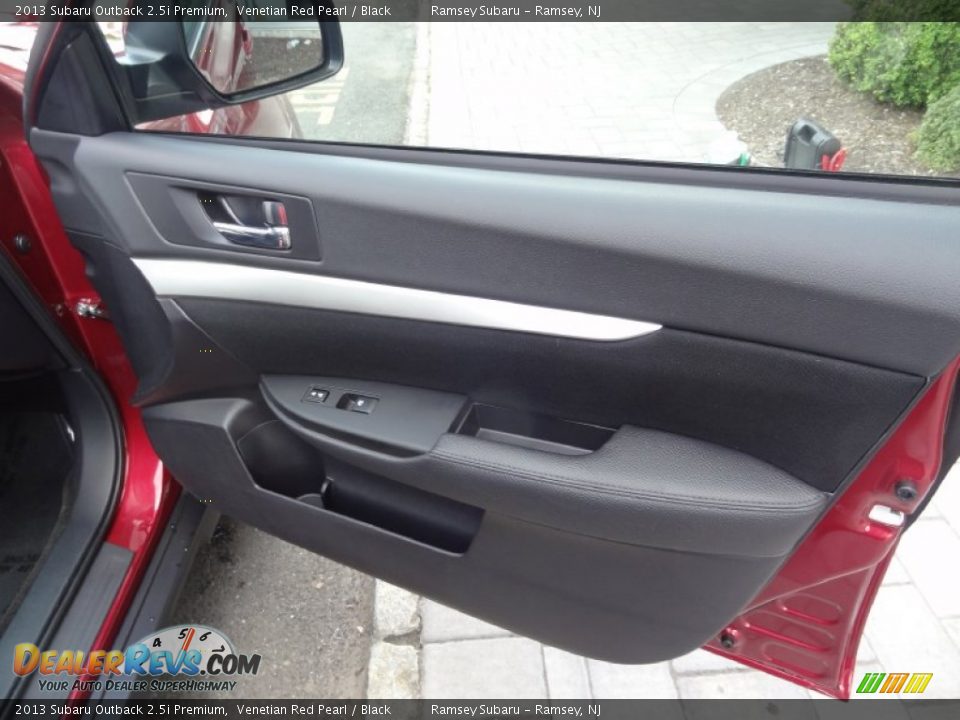 2013 Subaru Outback 2.5i Premium Venetian Red Pearl / Black Photo #28