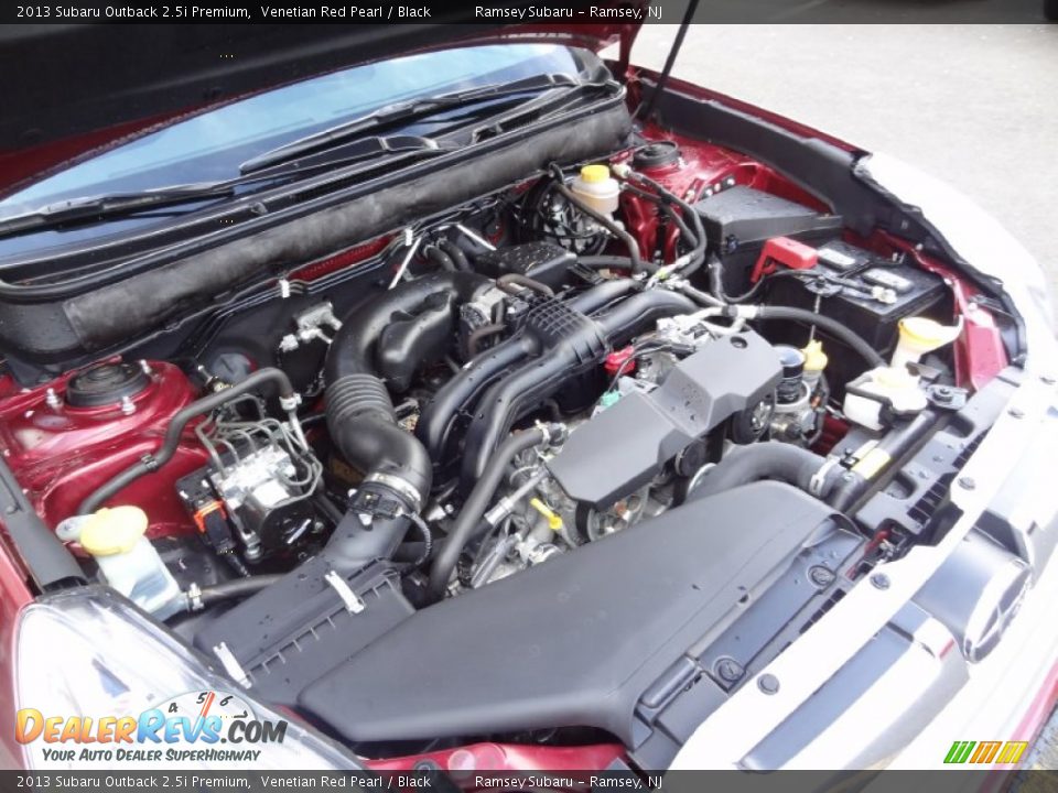 2013 Subaru Outback 2.5i Premium Venetian Red Pearl / Black Photo #35