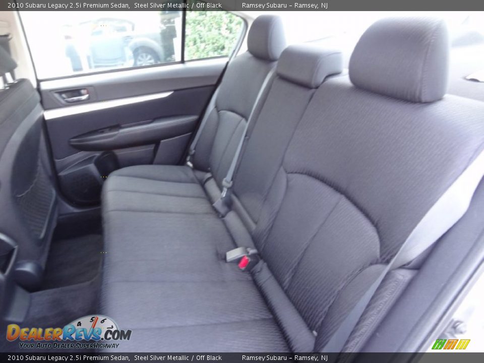 2010 Subaru Legacy 2.5i Premium Sedan Steel Silver Metallic / Off Black Photo #19