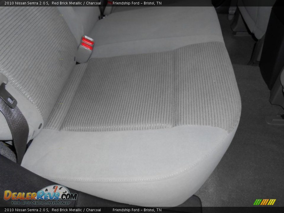 2010 Nissan Sentra 2.0 S Red Brick Metallic / Charcoal Photo #18