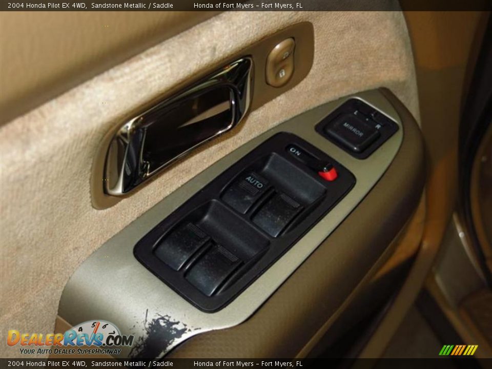 2004 Honda Pilot EX 4WD Sandstone Metallic / Saddle Photo #17
