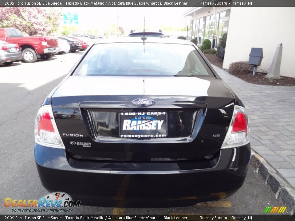 2009 Ford Fusion SE Blue Suede Tuxedo Black Metallic / Alcantara Blue Suede/Charcoal Black Leather Photo #6