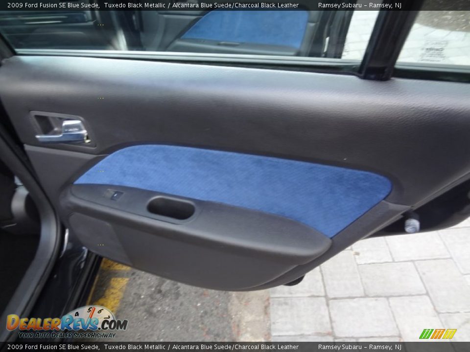 2009 Ford Fusion SE Blue Suede Tuxedo Black Metallic / Alcantara Blue Suede/Charcoal Black Leather Photo #24
