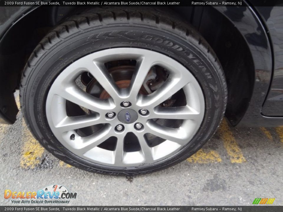 2009 Ford Fusion SE Blue Suede Wheel Photo #35