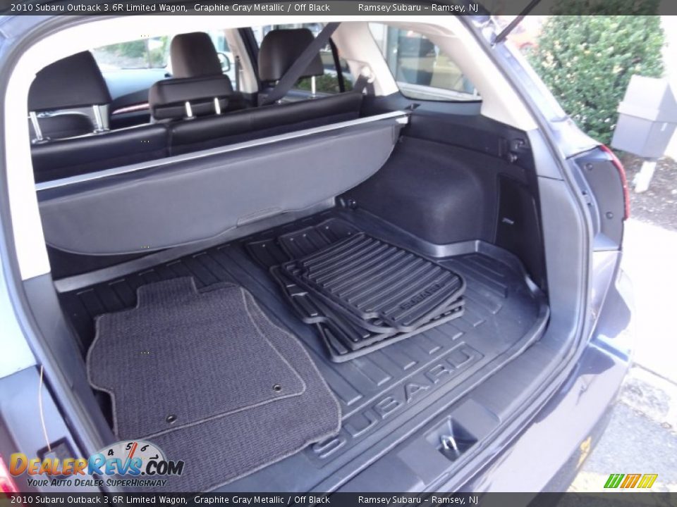 2010 Subaru Outback 3.6R Limited Wagon Graphite Gray Metallic / Off Black Photo #19