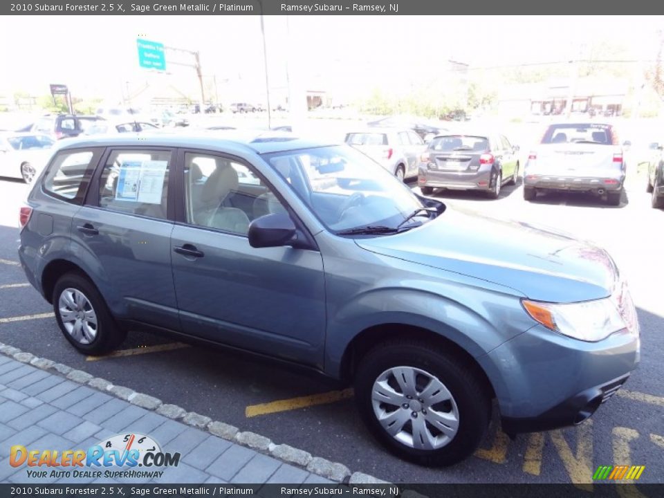 2010 Subaru Forester 2.5 X Sage Green Metallic / Platinum Photo #10
