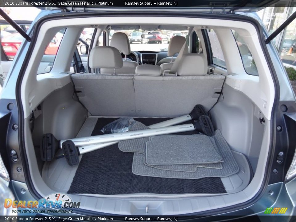 2010 Subaru Forester 2.5 X Sage Green Metallic / Platinum Photo #19