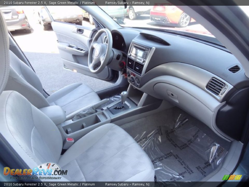 2010 Subaru Forester 2.5 X Sage Green Metallic / Platinum Photo #21