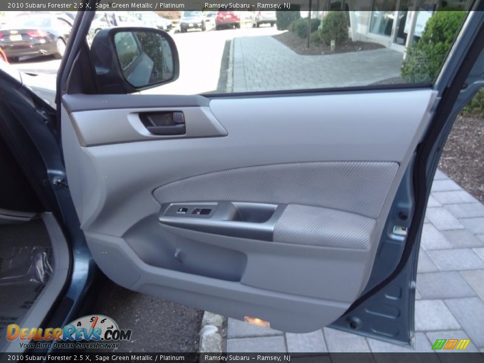 2010 Subaru Forester 2.5 X Sage Green Metallic / Platinum Photo #26