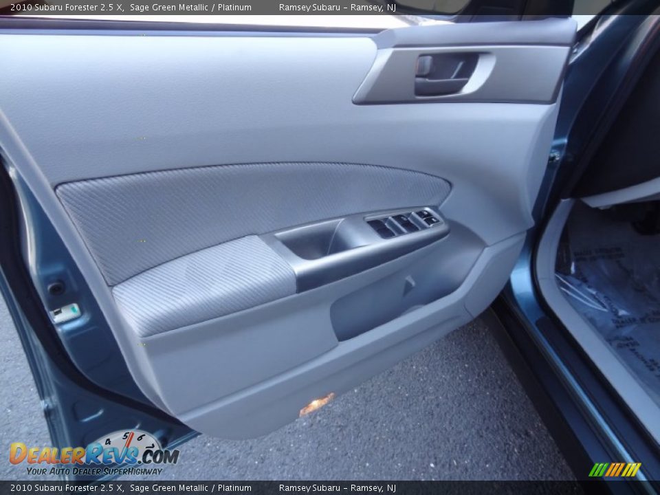 2010 Subaru Forester 2.5 X Sage Green Metallic / Platinum Photo #28