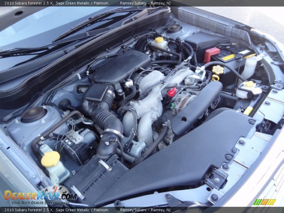 2010 Subaru Forester 2.5 X Sage Green Metallic / Platinum Photo #33