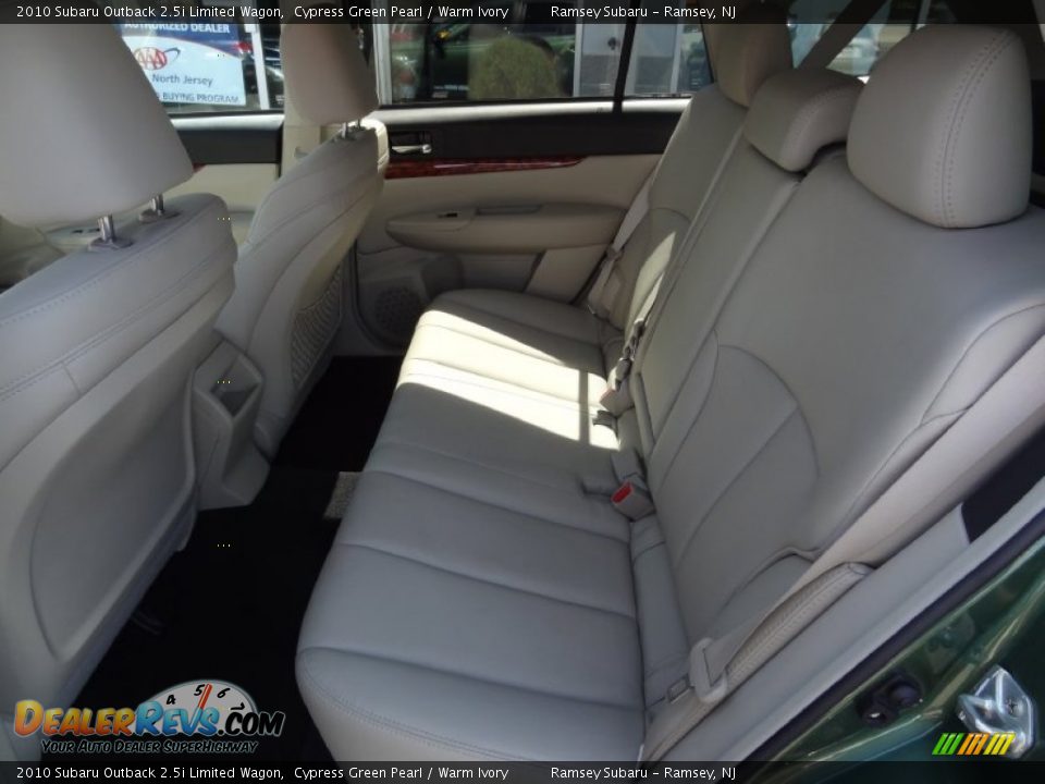 2010 Subaru Outback 2.5i Limited Wagon Cypress Green Pearl / Warm Ivory Photo #12