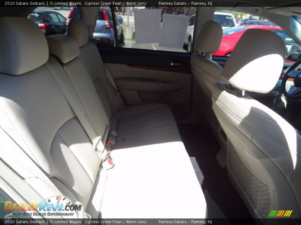 2010 Subaru Outback 2.5i Limited Wagon Cypress Green Pearl / Warm Ivory Photo #24