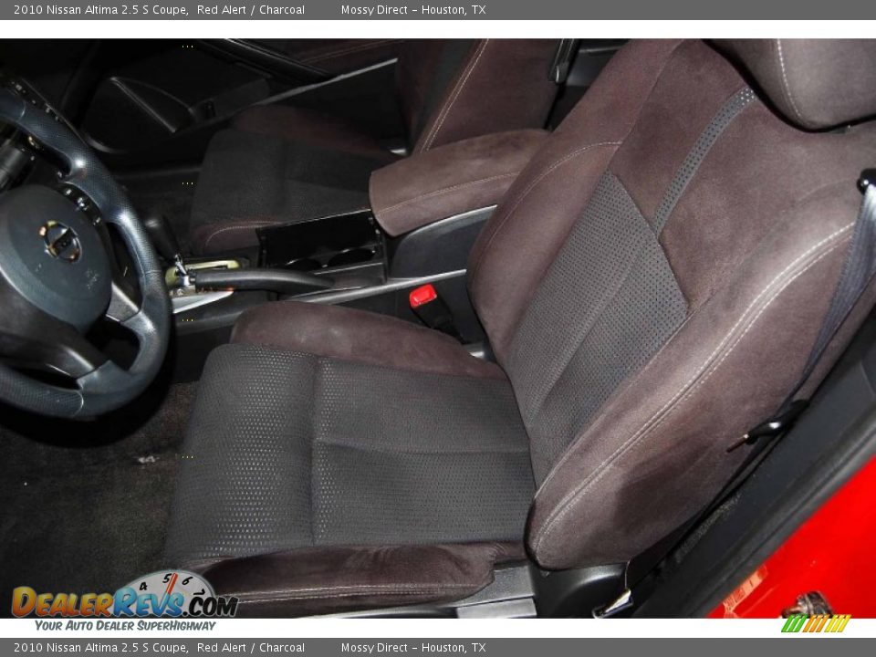 2010 Nissan Altima 2.5 S Coupe Red Alert / Charcoal Photo #10
