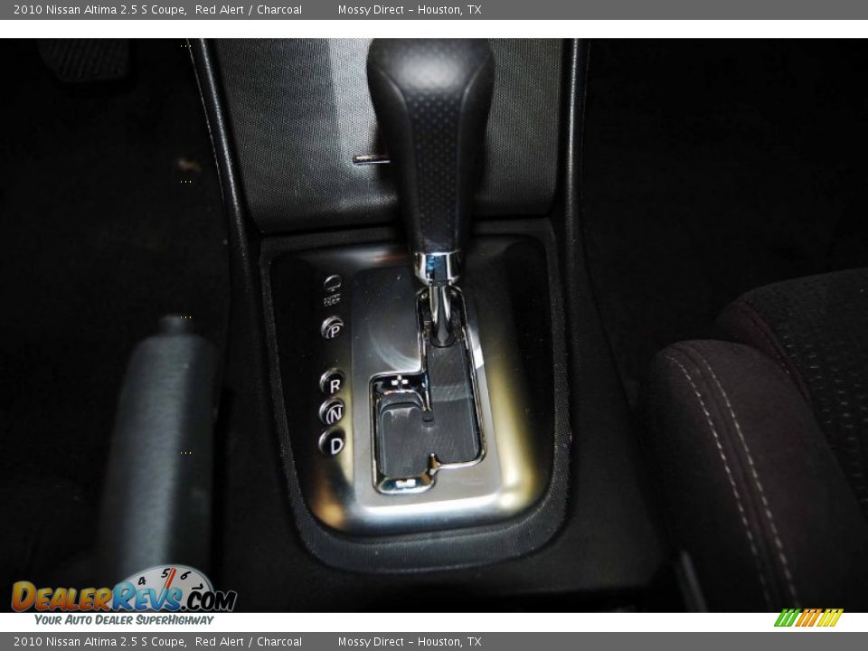 2010 Nissan Altima 2.5 S Coupe Red Alert / Charcoal Photo #17
