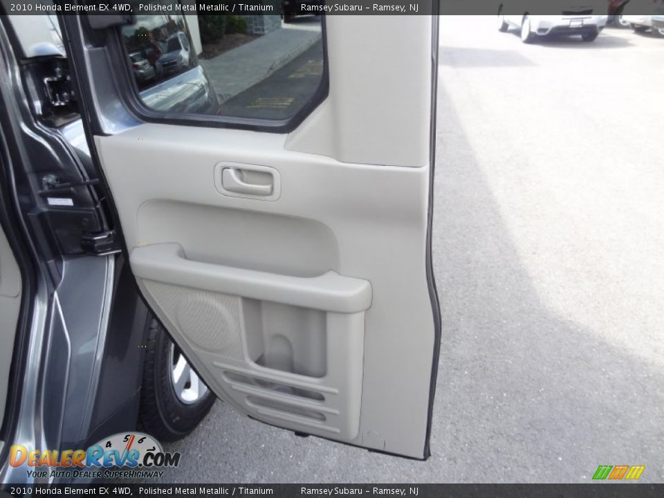 2010 Honda Element EX 4WD Polished Metal Metallic / Titanium Photo #18
