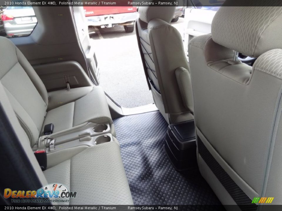 2010 Honda Element EX 4WD Polished Metal Metallic / Titanium Photo #25