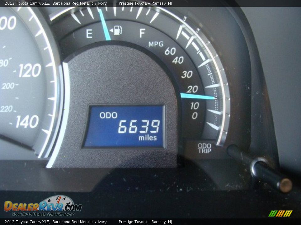 2012 Toyota Camry XLE Barcelona Red Metallic / Ivory Photo #10
