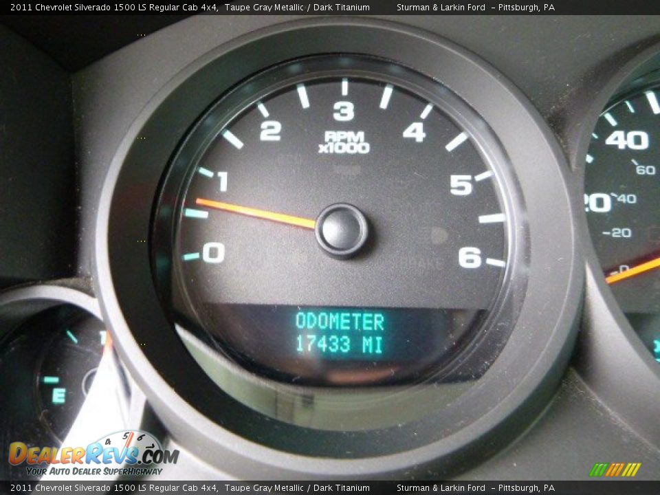 2011 Chevrolet Silverado 1500 LS Regular Cab 4x4 Taupe Gray Metallic / Dark Titanium Photo #14