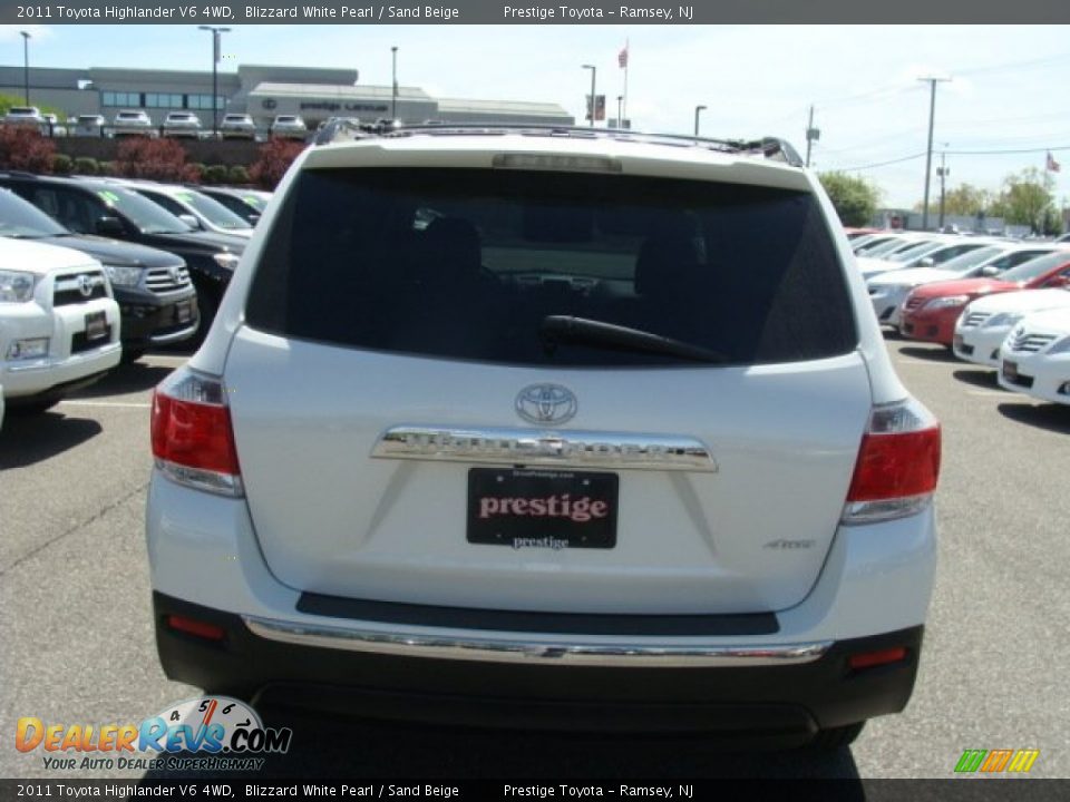 2011 Toyota Highlander V6 4WD Blizzard White Pearl / Sand Beige Photo #5