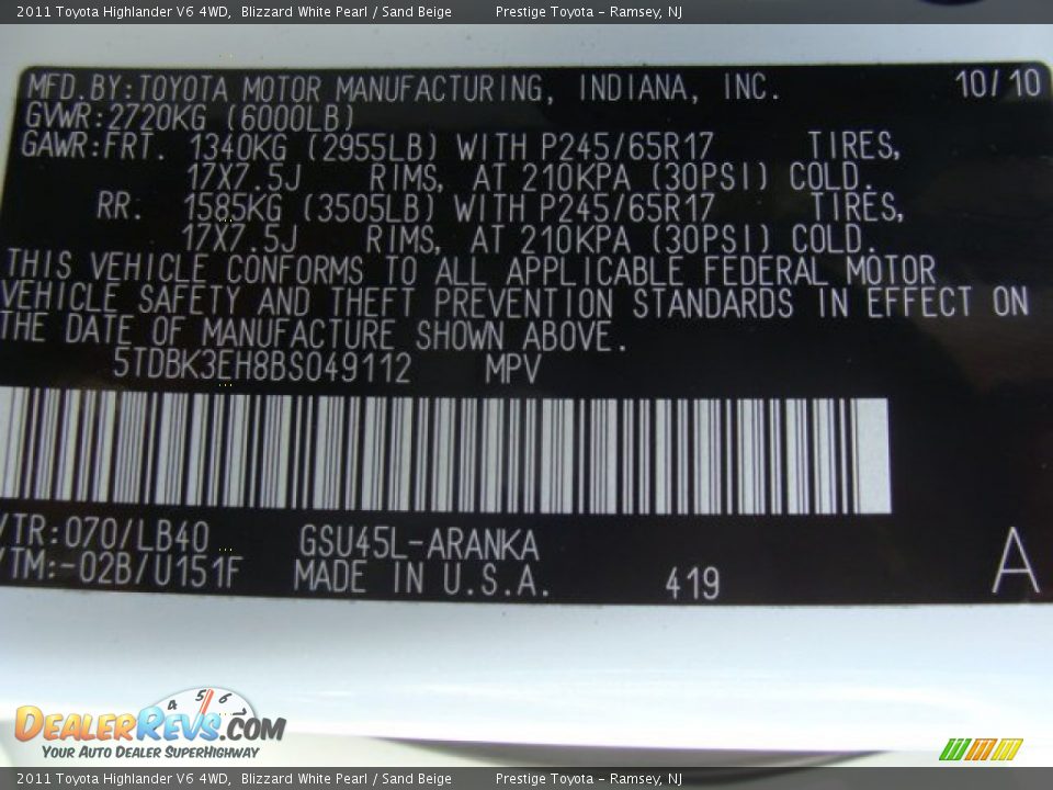 2011 Toyota Highlander V6 4WD Blizzard White Pearl / Sand Beige Photo #15