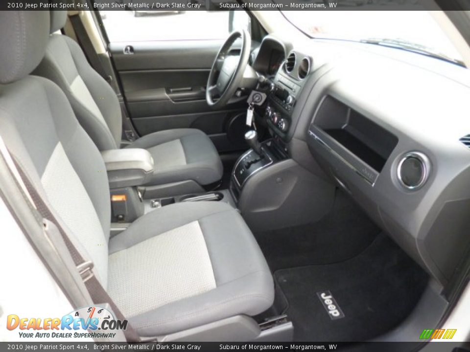 2010 Jeep Patriot Sport 4x4 Bright Silver Metallic / Dark Slate Gray Photo #4