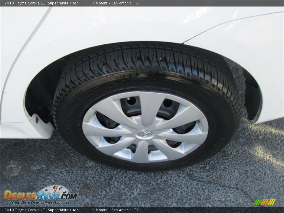 2010 Toyota Corolla LE Super White / Ash Photo #9