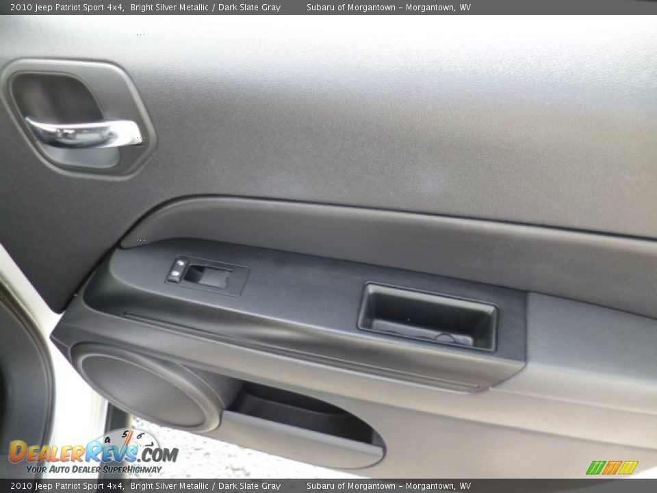 2010 Jeep Patriot Sport 4x4 Bright Silver Metallic / Dark Slate Gray Photo #14