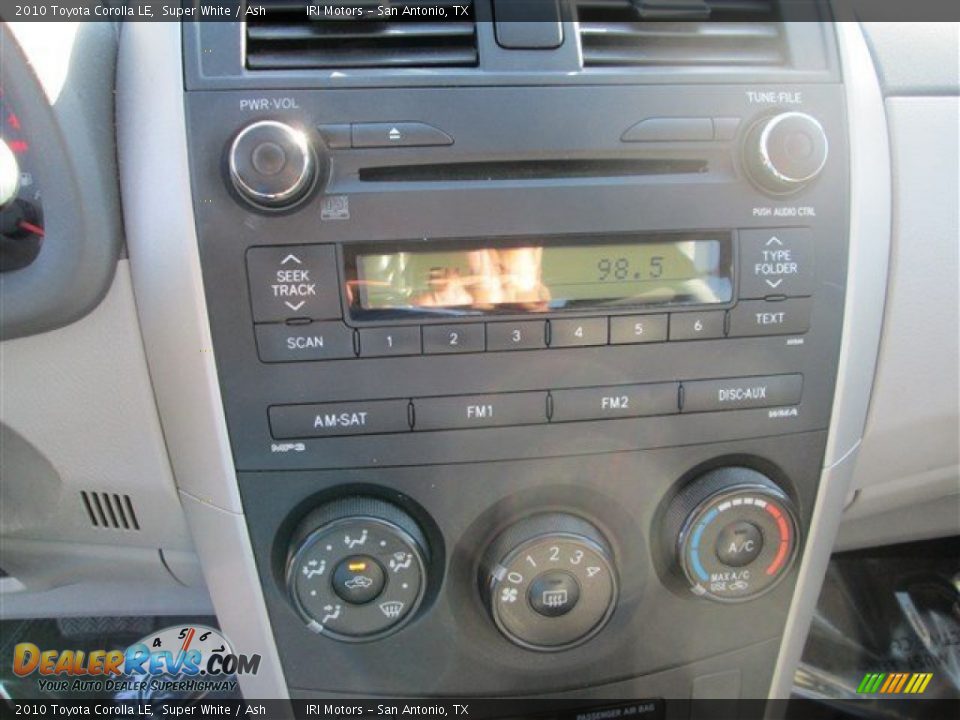 2010 Toyota Corolla LE Super White / Ash Photo #16