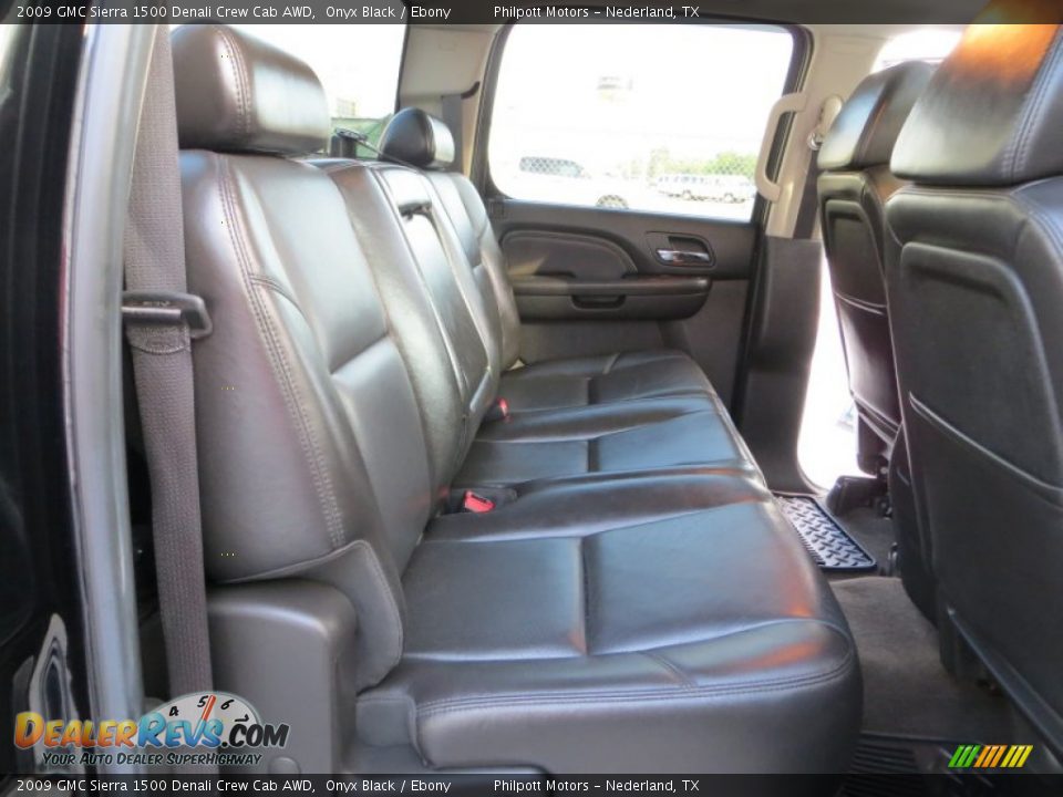 2009 GMC Sierra 1500 Denali Crew Cab AWD Onyx Black / Ebony Photo #28