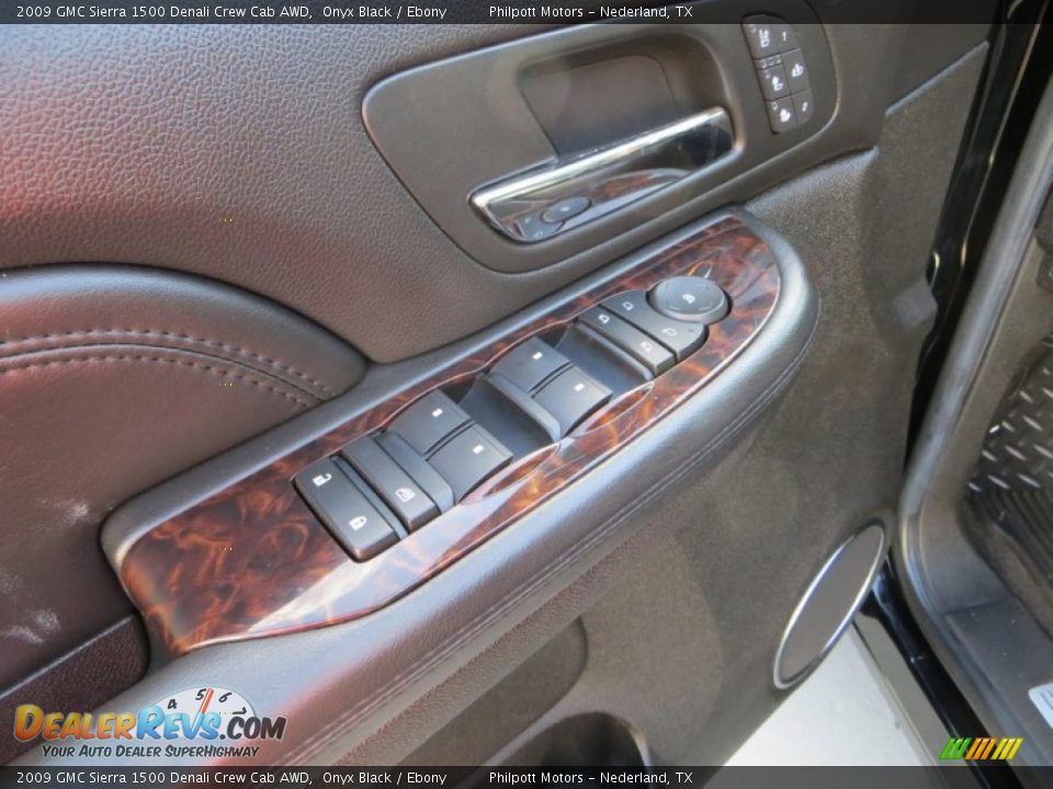 2009 GMC Sierra 1500 Denali Crew Cab AWD Onyx Black / Ebony Photo #33
