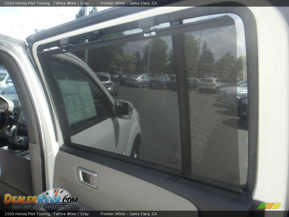2009 Honda Pilot Touring Taffeta White / Gray Photo #19