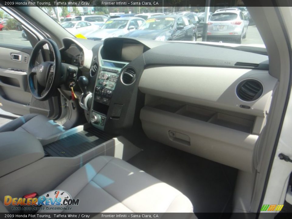 2009 Honda Pilot Touring Taffeta White / Gray Photo #21