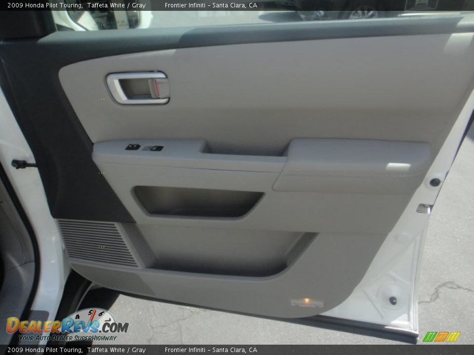 2009 Honda Pilot Touring Taffeta White / Gray Photo #23