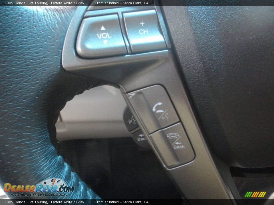 2009 Honda Pilot Touring Taffeta White / Gray Photo #28