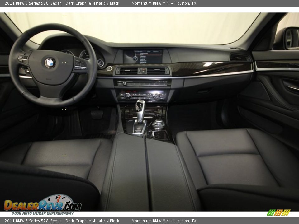 2011 BMW 5 Series 528i Sedan Dark Graphite Metallic / Black Photo #4