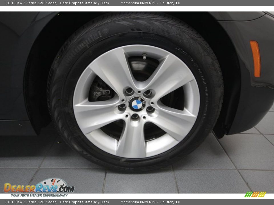 2011 BMW 5 Series 528i Sedan Dark Graphite Metallic / Black Photo #9